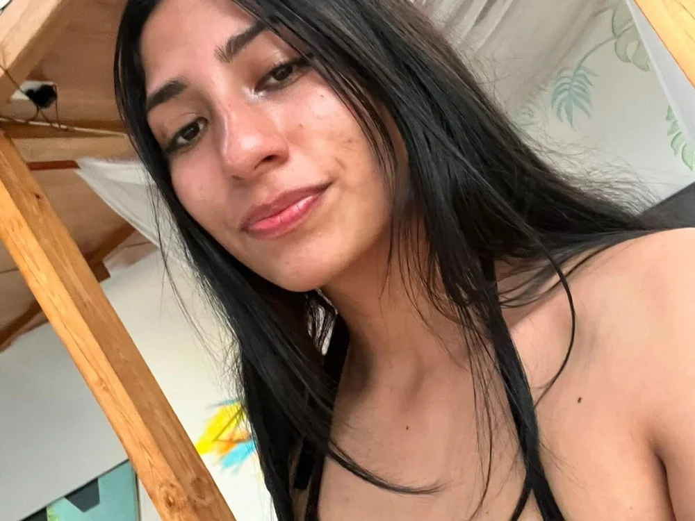 Francesca_smith9's Offline XXX Chat