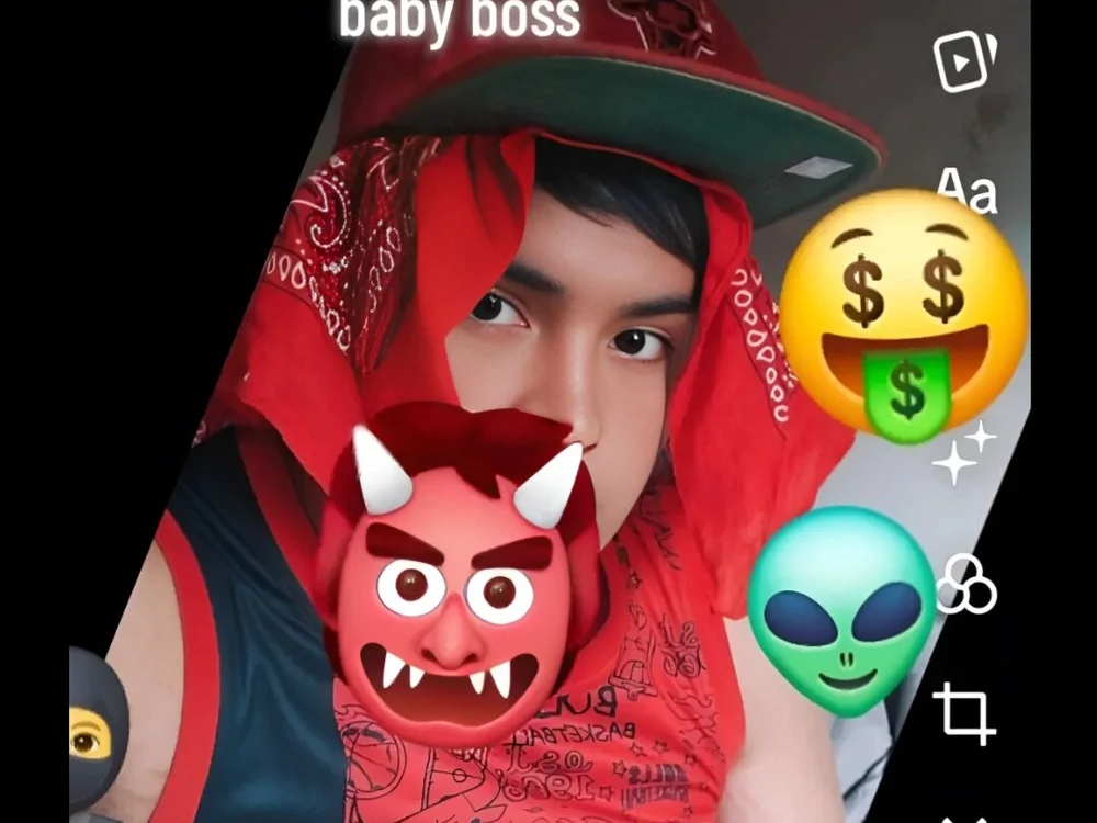 Babyboss42's Offline Chat Room