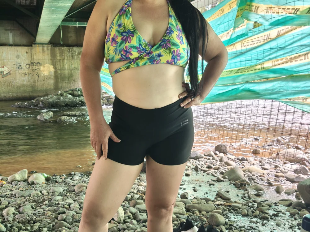 NEKAVELASQUEZ cam model