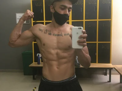 Brunocuttie94 - live cam model