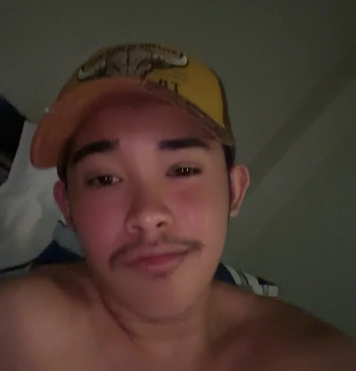 StungFunn Chat XXX Ngoại tuyến