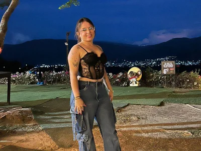 Royal_street_1 - big ass big tits