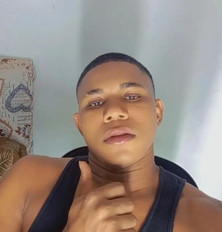 liam_higor's Offline XXX Chat