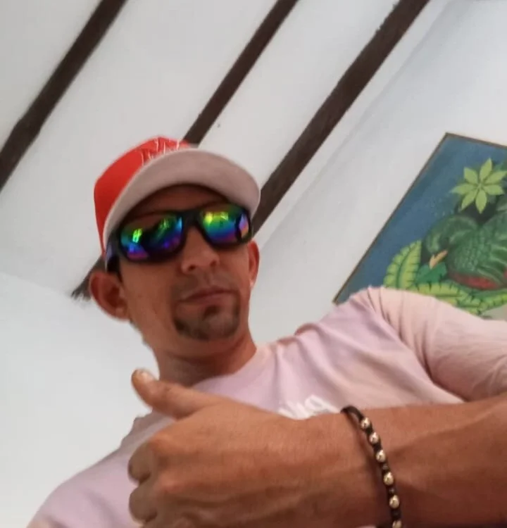 Офлайн-чат XXX colombiayumb