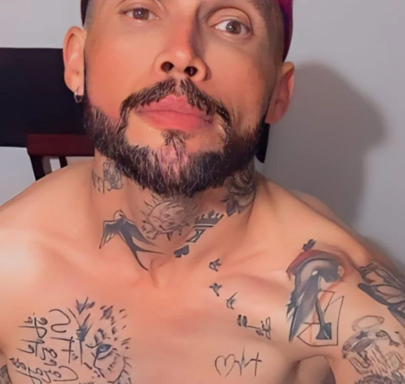 Chat +18 off-line de Leonpicudo