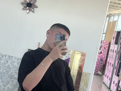 Офлайн-чат XXX boyfox_tay