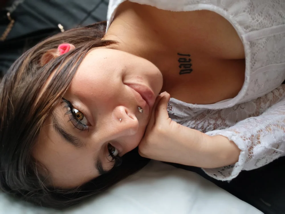 Offline chatovací místnost ely_rosse