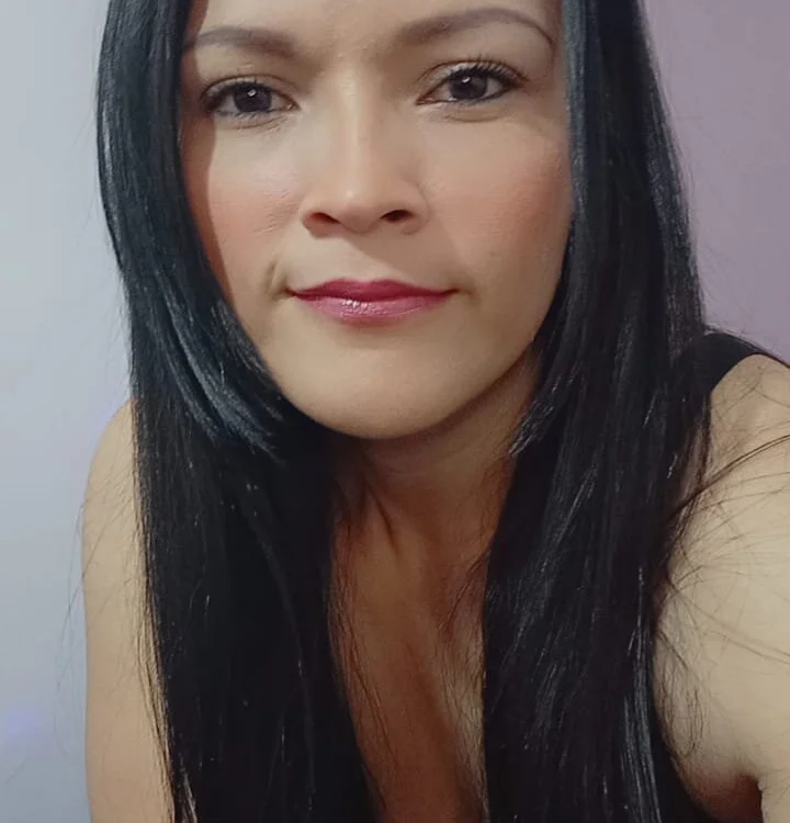 Azulenna_04 Offline XXX Chat