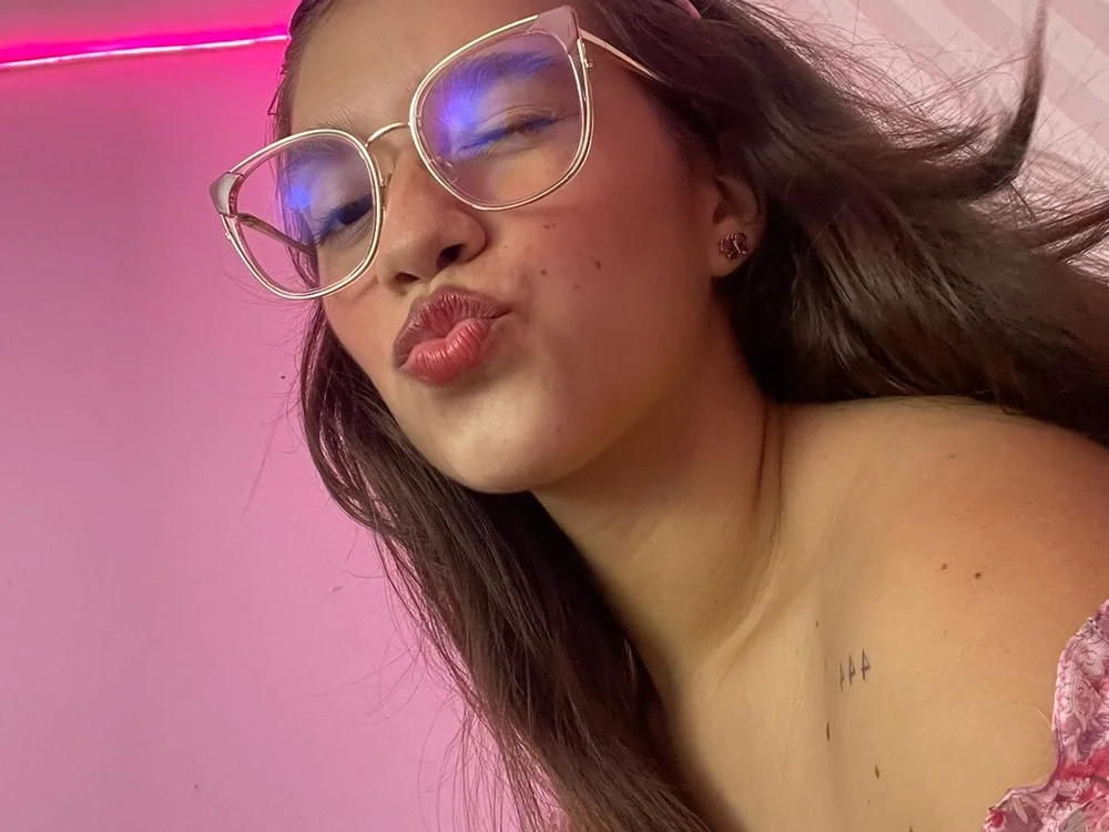 cutee_bigboobs offline chatrum