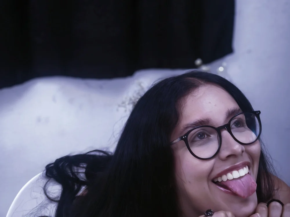 Chat XXX offline de Annya-sweet