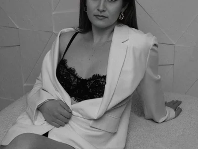 Miss-Damenika