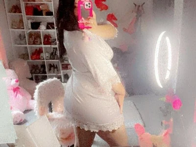 Profile thumbnail for ur-good-girll