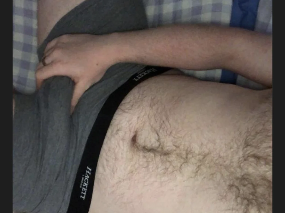 Hotginger2019's Offline Chat Room