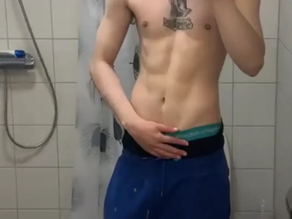 Офлайн-чат XXX chriswhittheD