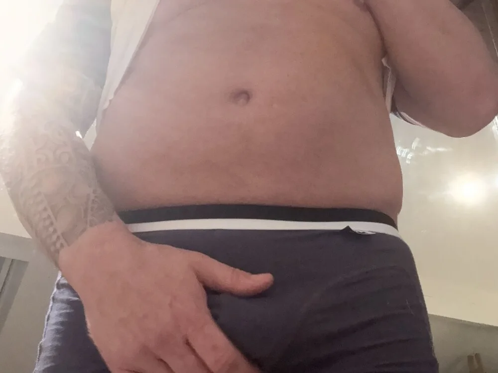 versabru71 Offline XXX-Chat