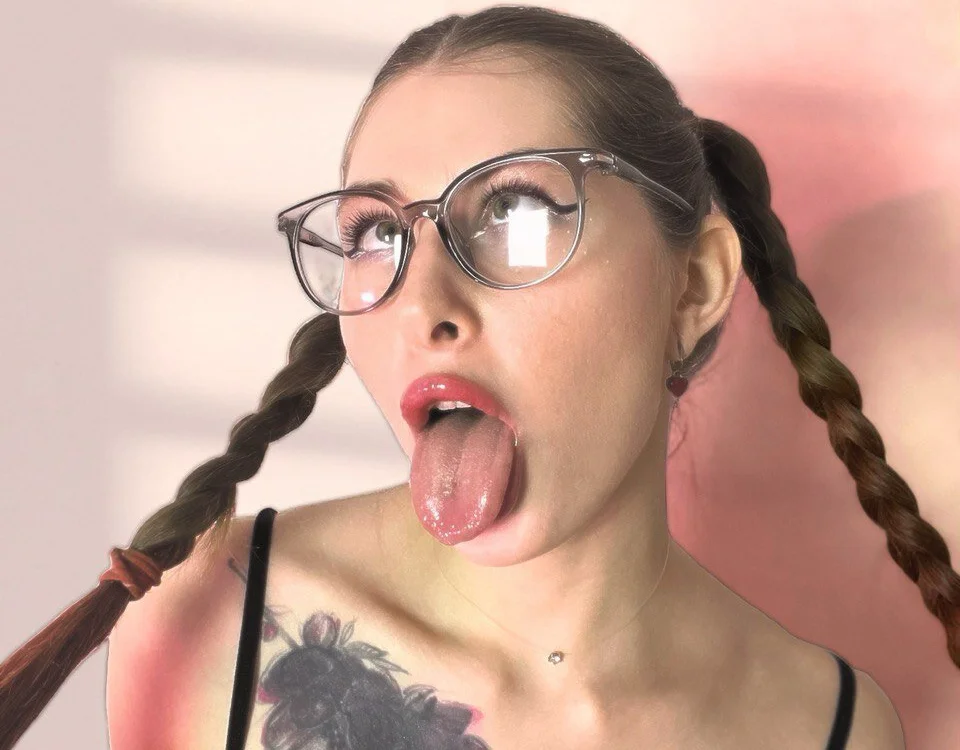 Devi__ka Offline XXX-chat