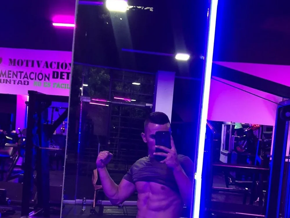 lily_cums_GGH offline chatrum