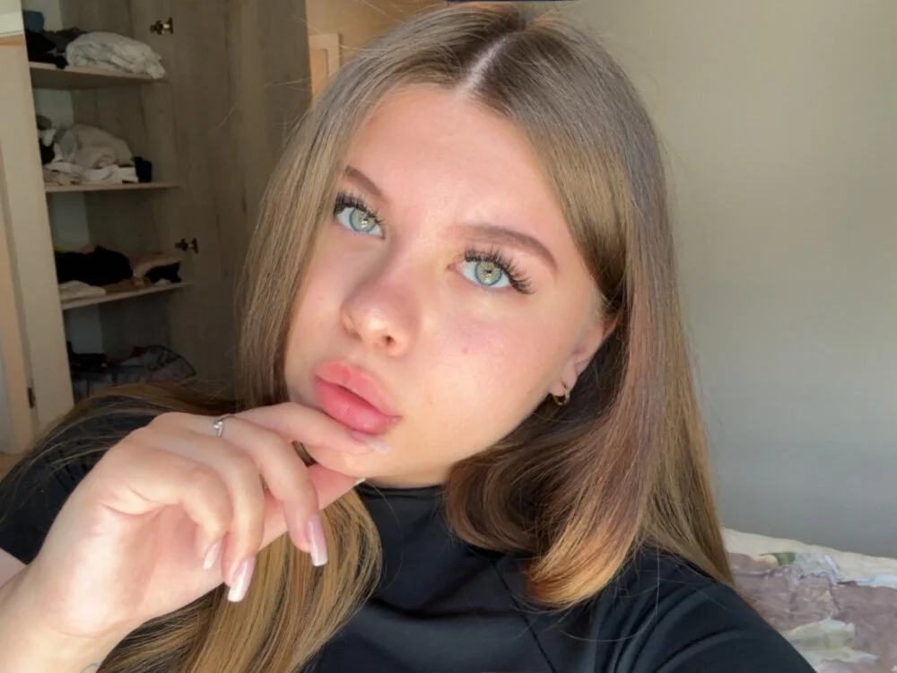 AbbyLuxee Chat XXX Ngoại tuyến