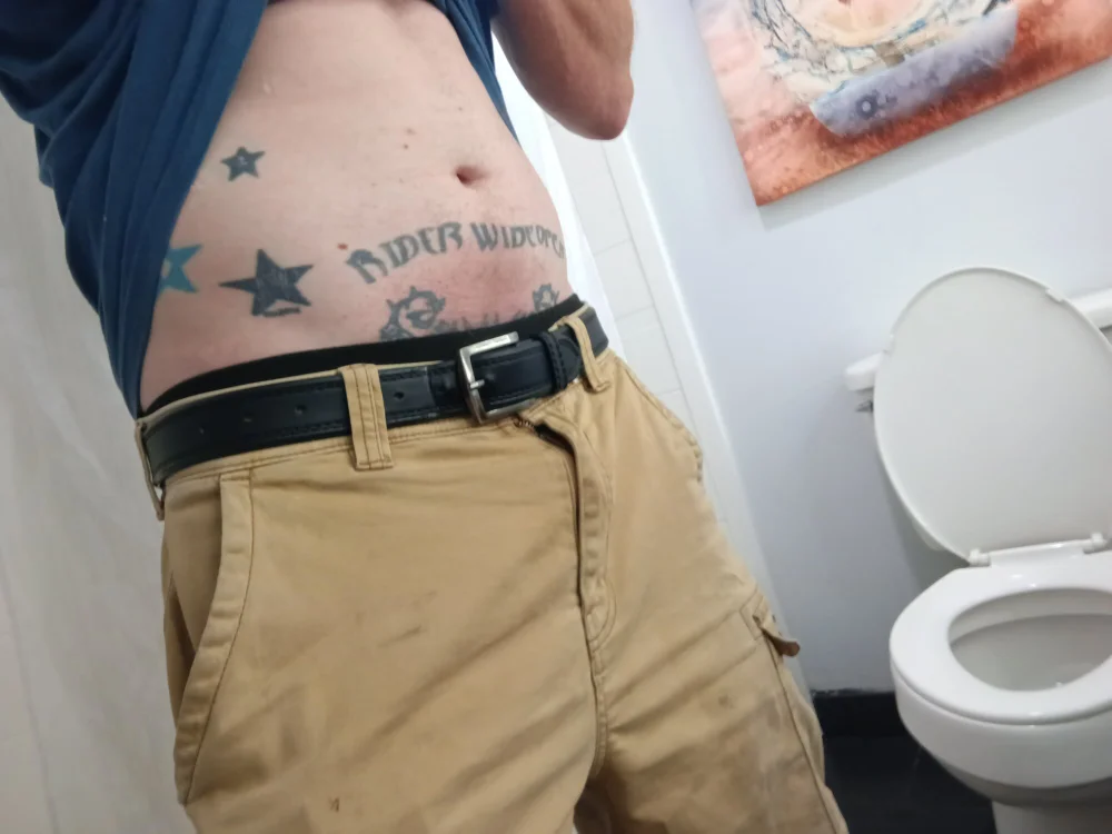 virgginbooy's Offline XXX Chat