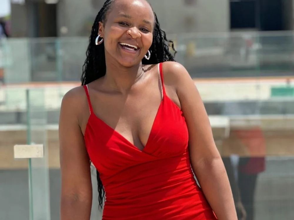 BrownThick_Goddess' Offline XXX Chat