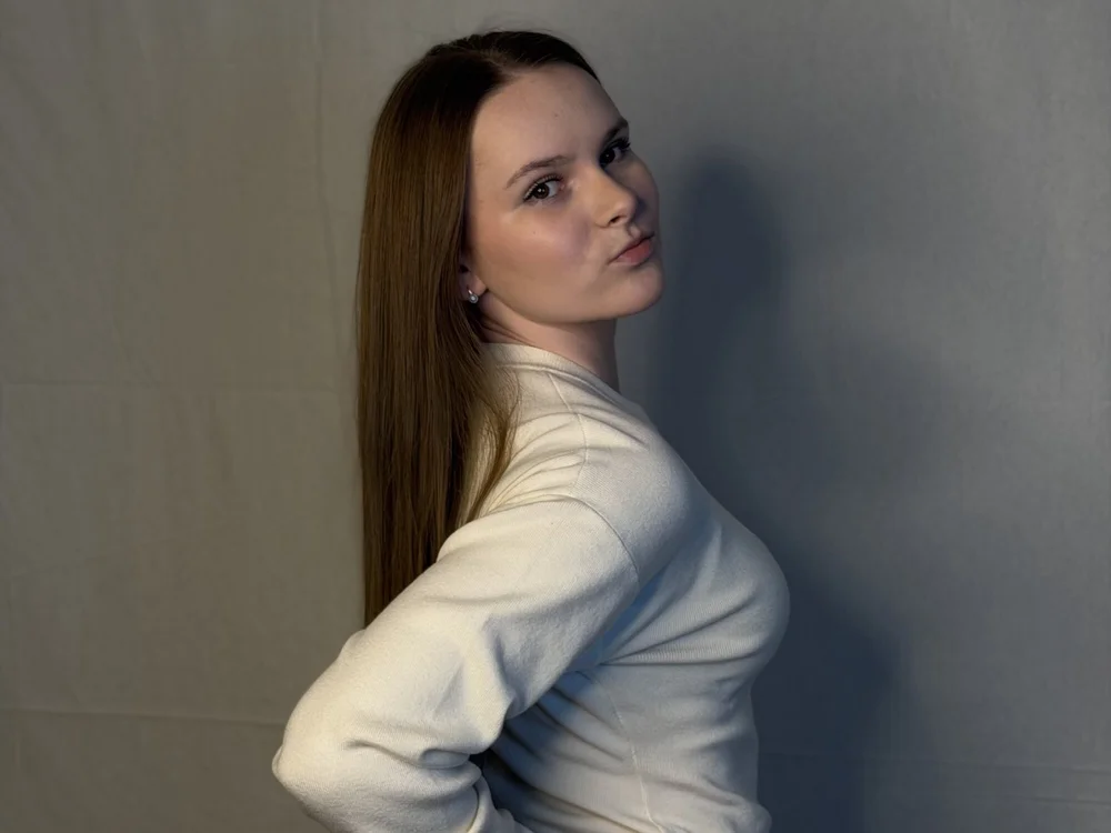 ValeryHarkey's Offline Chat Room