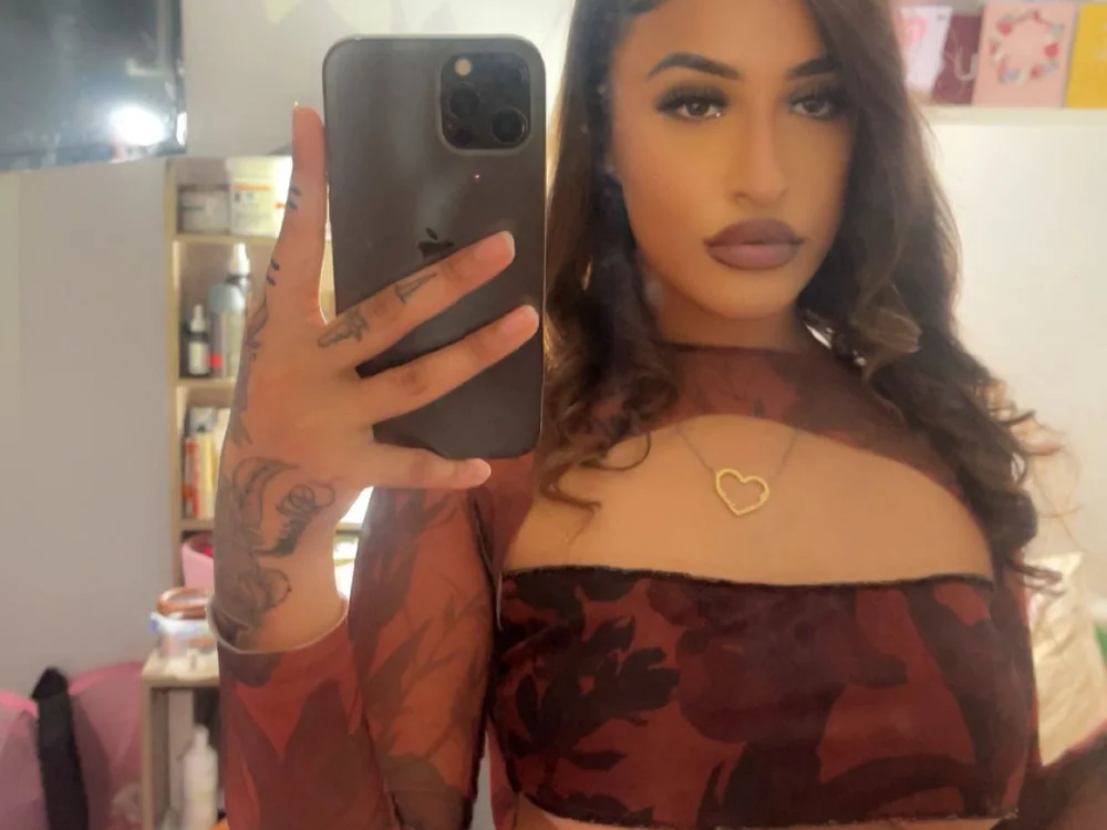 Chat +18 off-line de blasianbaddieS