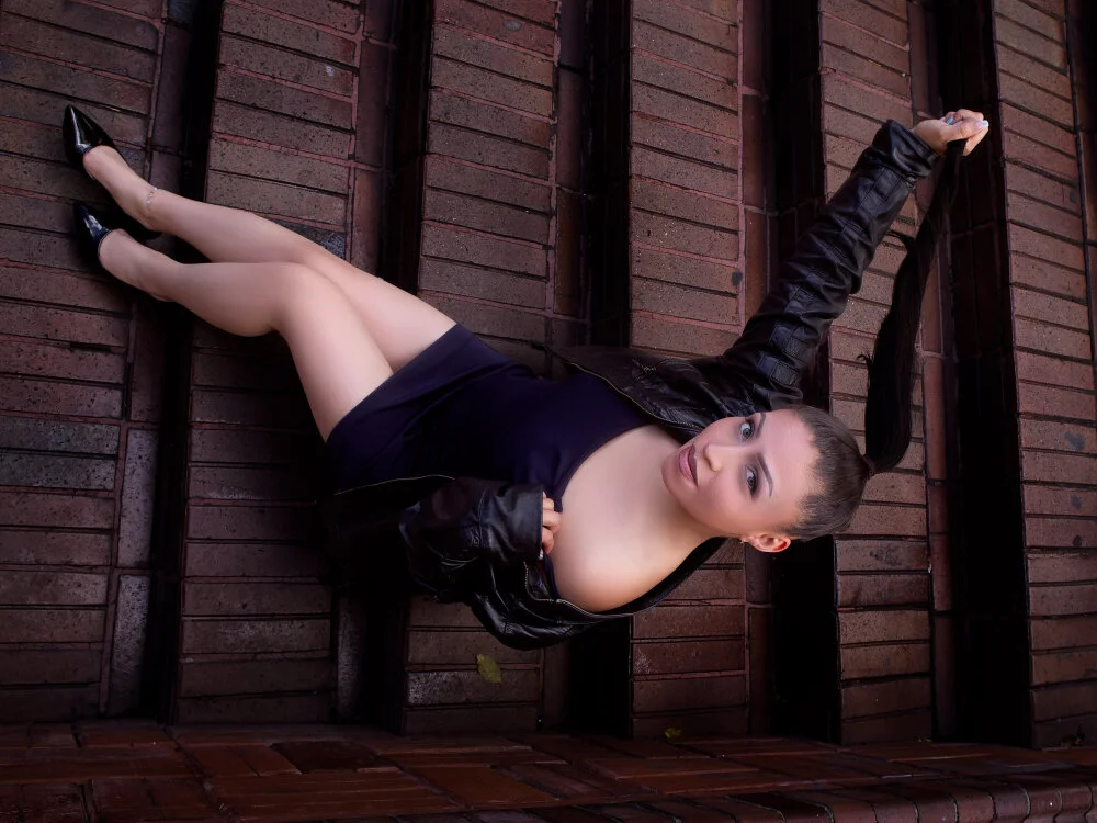 AliceBlackx Obrolan XXX Offline