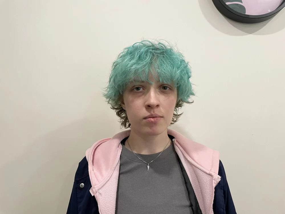 AImaDavls' Offline Chat Room