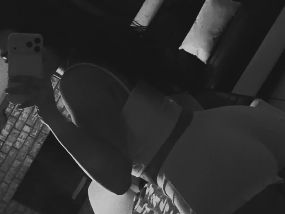 Rossaaaaa's most recent online preview