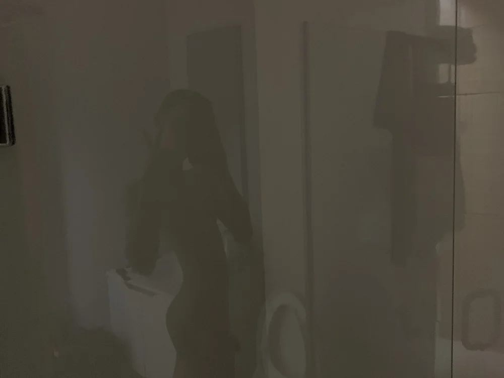 Robtwink8's Offline Chat Room