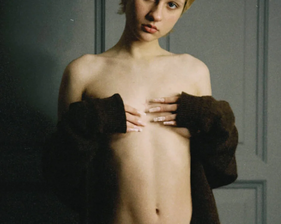 _meliska_ Offline XXX-chat