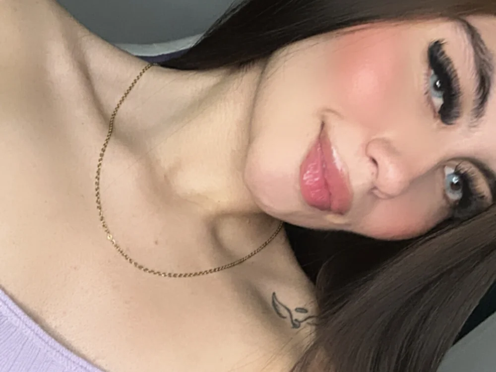 Stormi_222's Offline XXX Chat