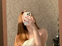 NOUR_KHALIFAのライブXXXチャット