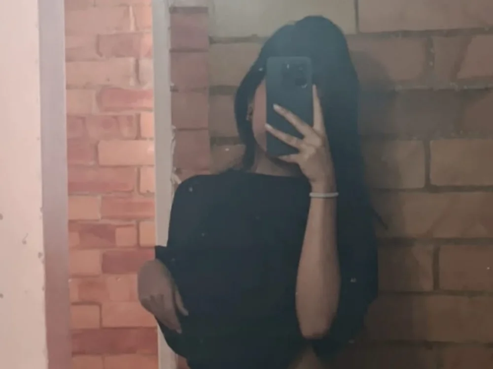 Offline XXX chat amaraa_rosee