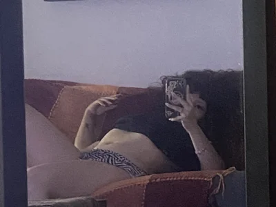 Fuxxxiaa - Girl 