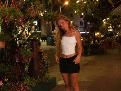 One_On_Mllion Female Newyoung Cam Chat