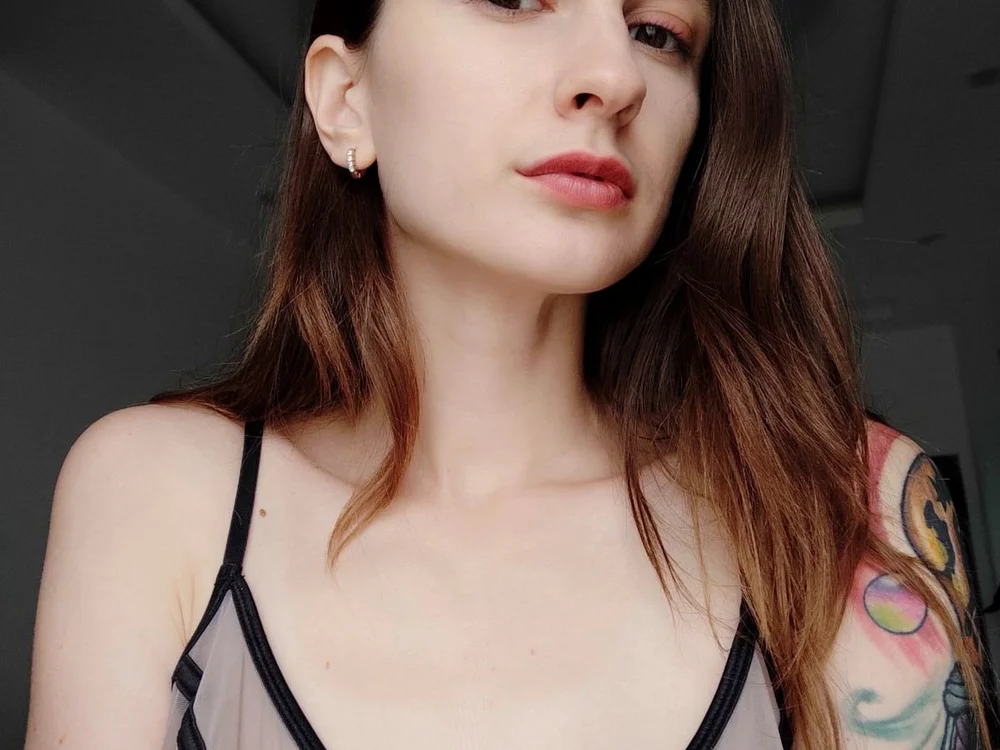 TeacherYelli's Offline XXX Chat