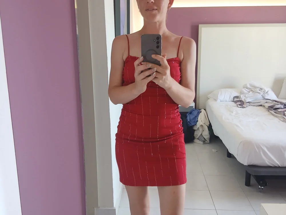 BuyMeNewBoobs offline chatrum