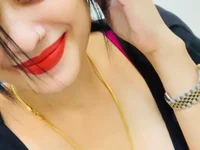Model Hot_bhabhi300