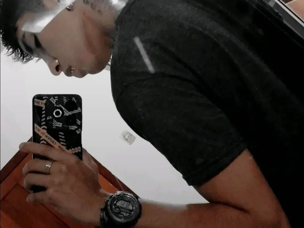 biig_boy Chat XXX offline