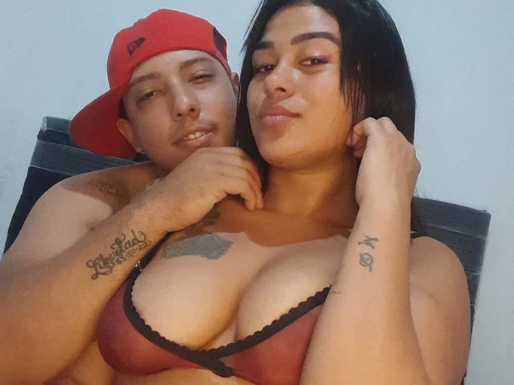 nasty_couple03's Offline XXX Chat