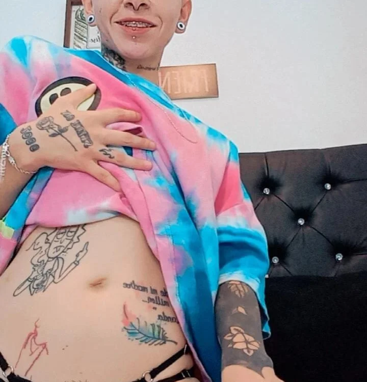 jadevega420 offline XXX-chat