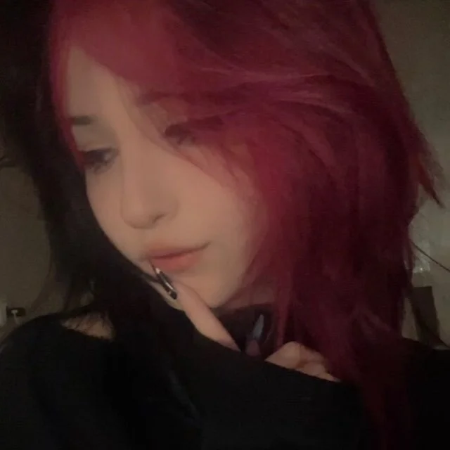 LillianBeaumont offline XXX-chat