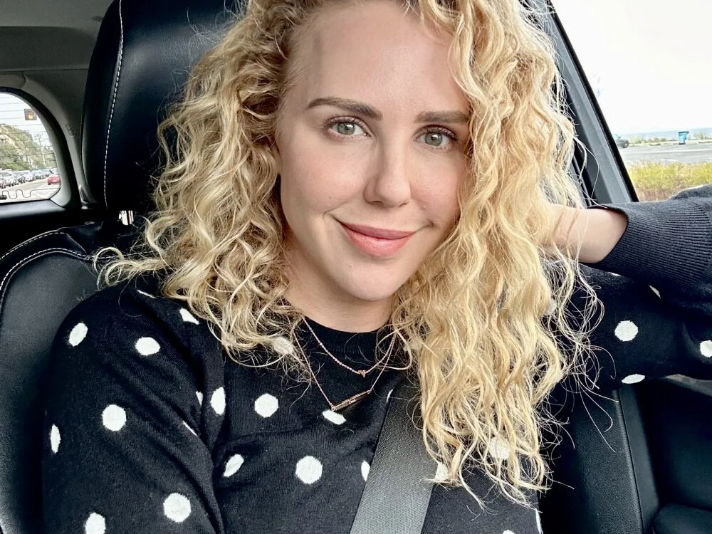 hollyrandall's Offline XXX Chat