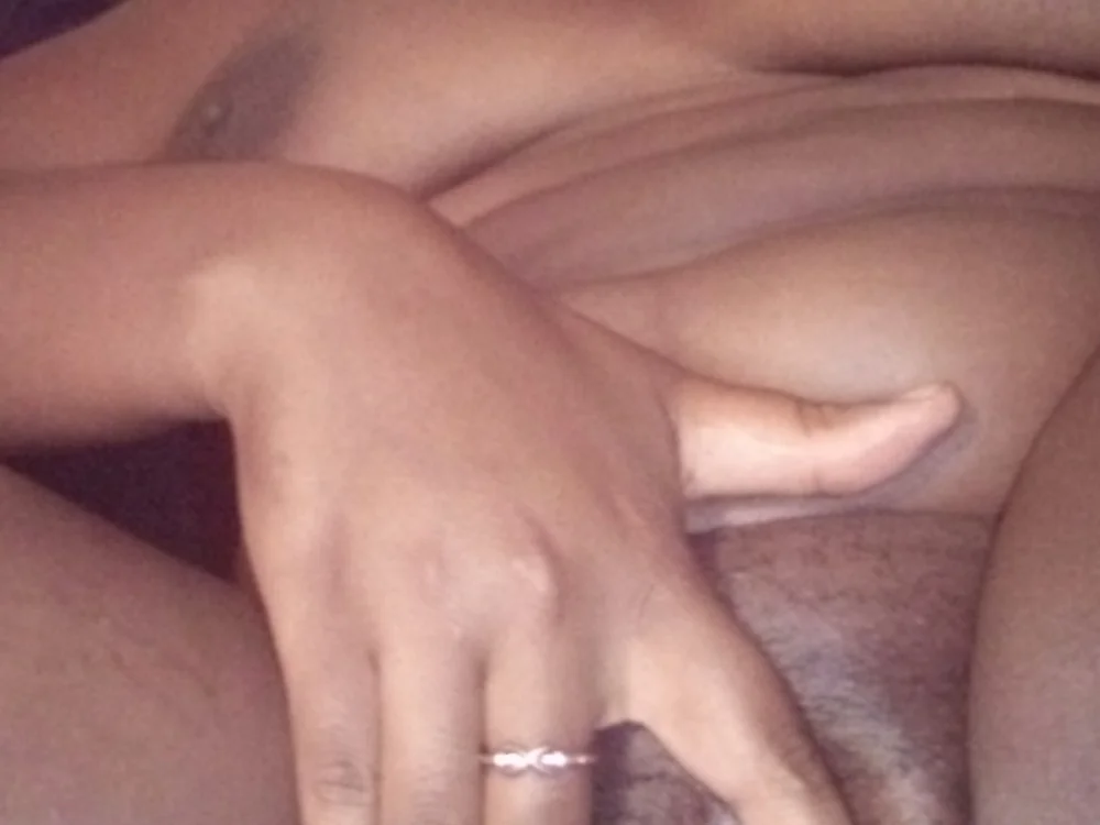 hornybabe253's Offline XXX Chat