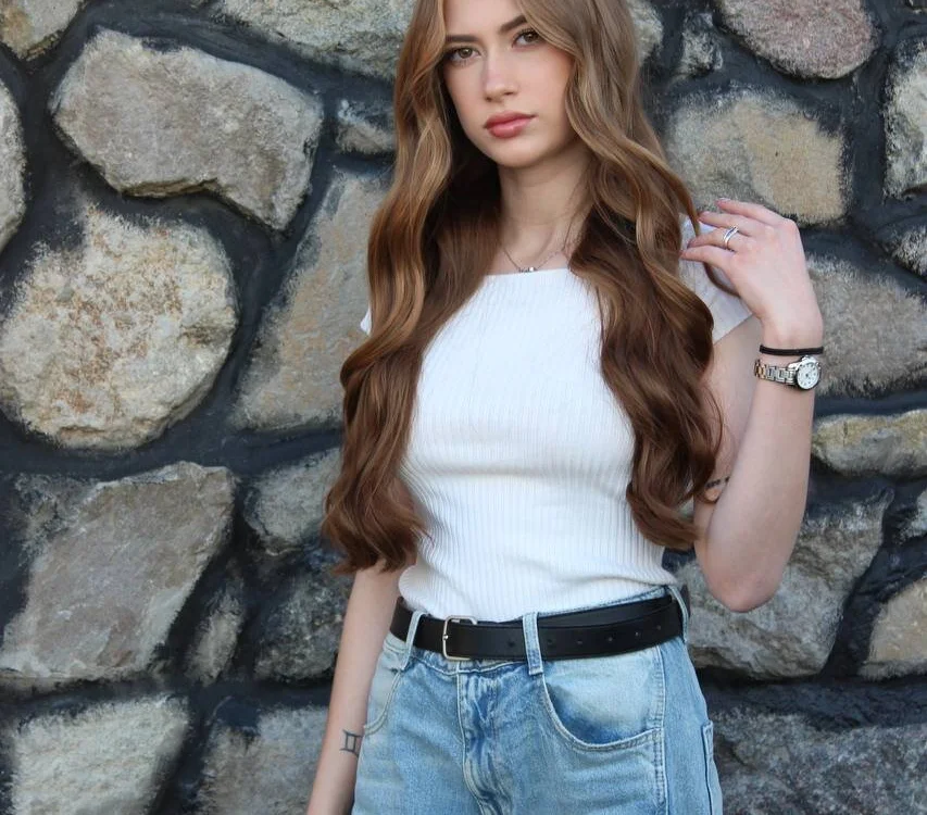 Candy_Chloe_'s Offline XXX Chat