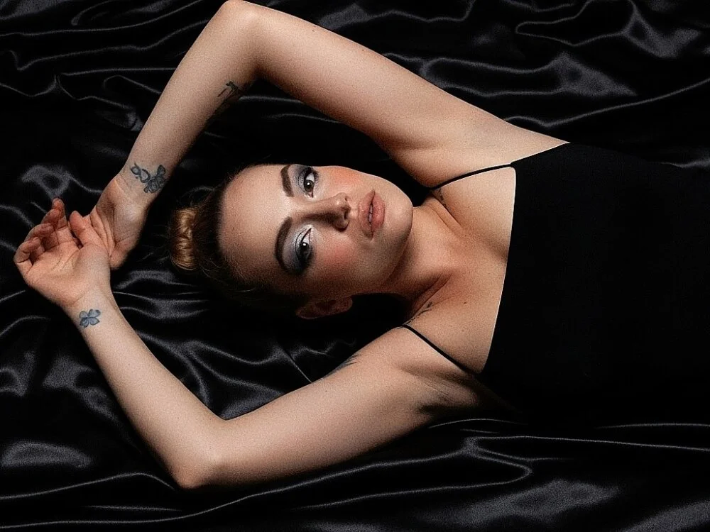 Chat XXX offline de NicoleDreamFever