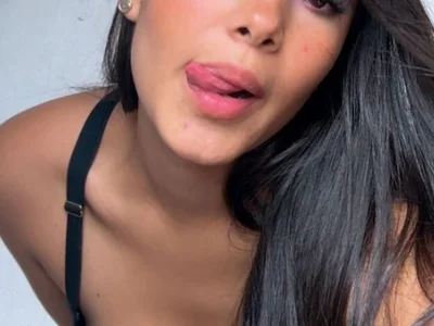 Violetta_rose_ on StripChat