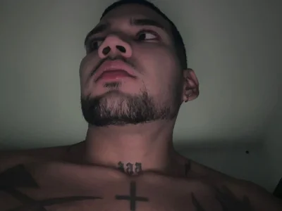 Hassan_GoldDick profile