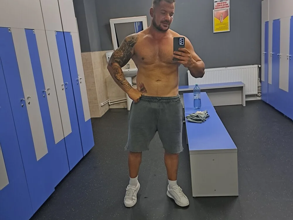 musclemonster31 – Offline XXX chat